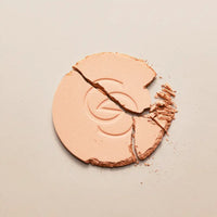 Oriflame Giordani Gold Serum Infused Pressed Powder 9 G